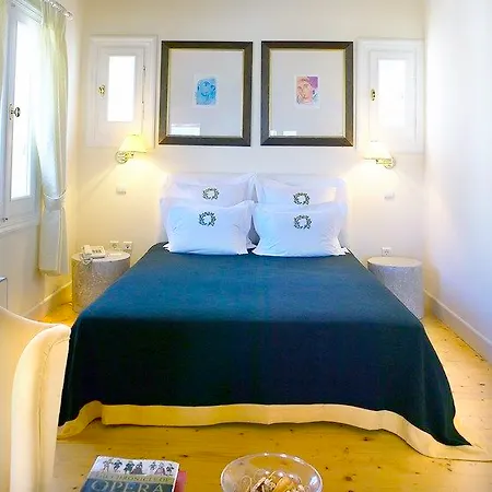 Galaxy Hotel